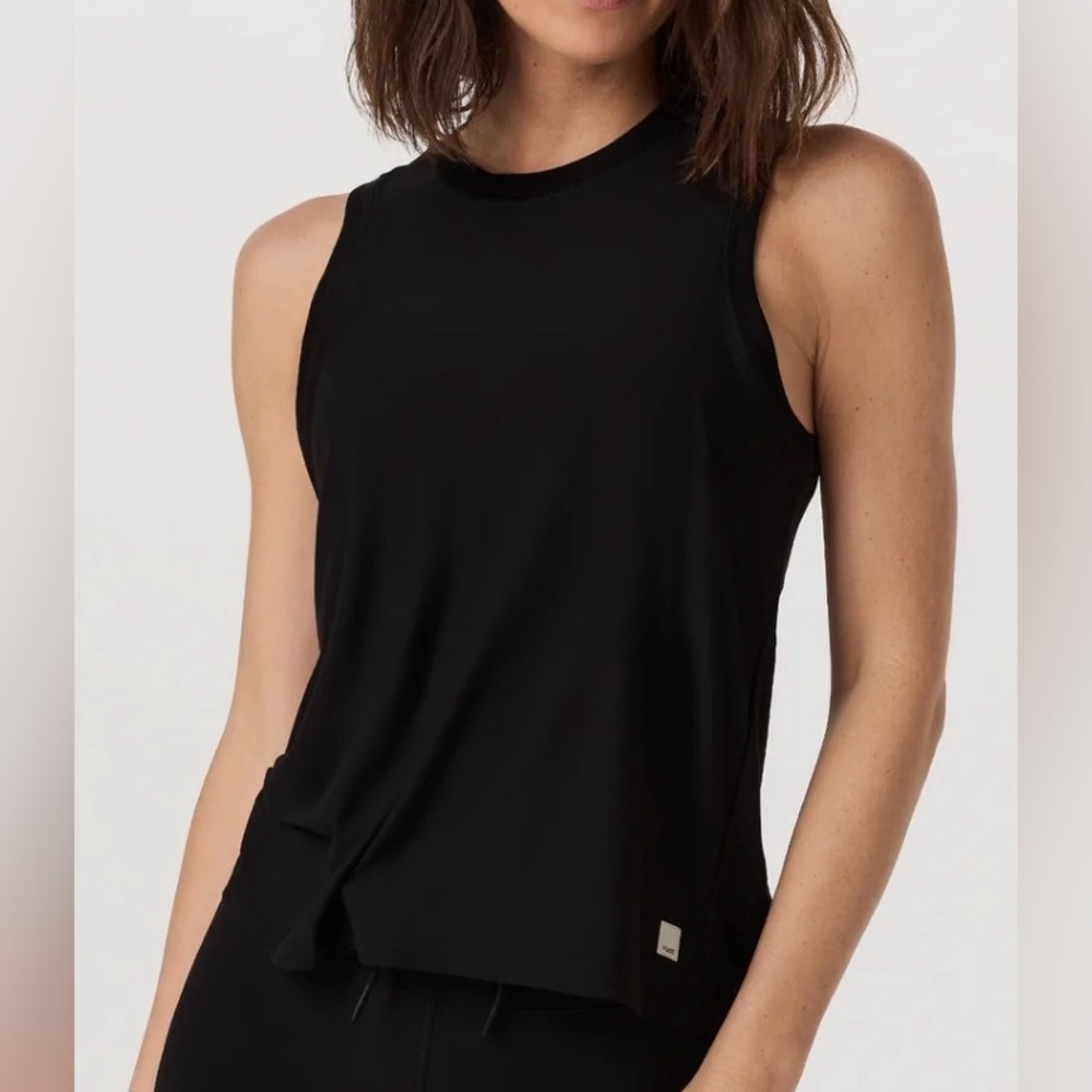 Vuori Womens Black Energy Tank Black Size Medium